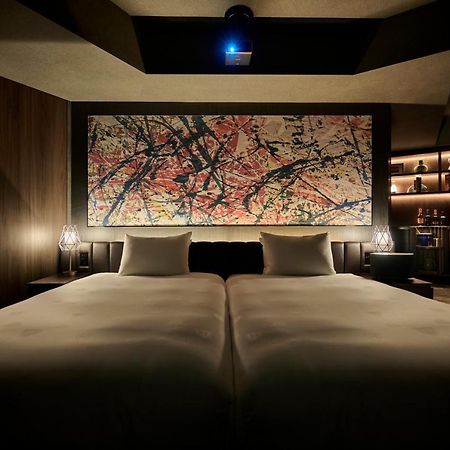 The Royal Park Canvas Ginza Corridor Токио Экстерьер фото